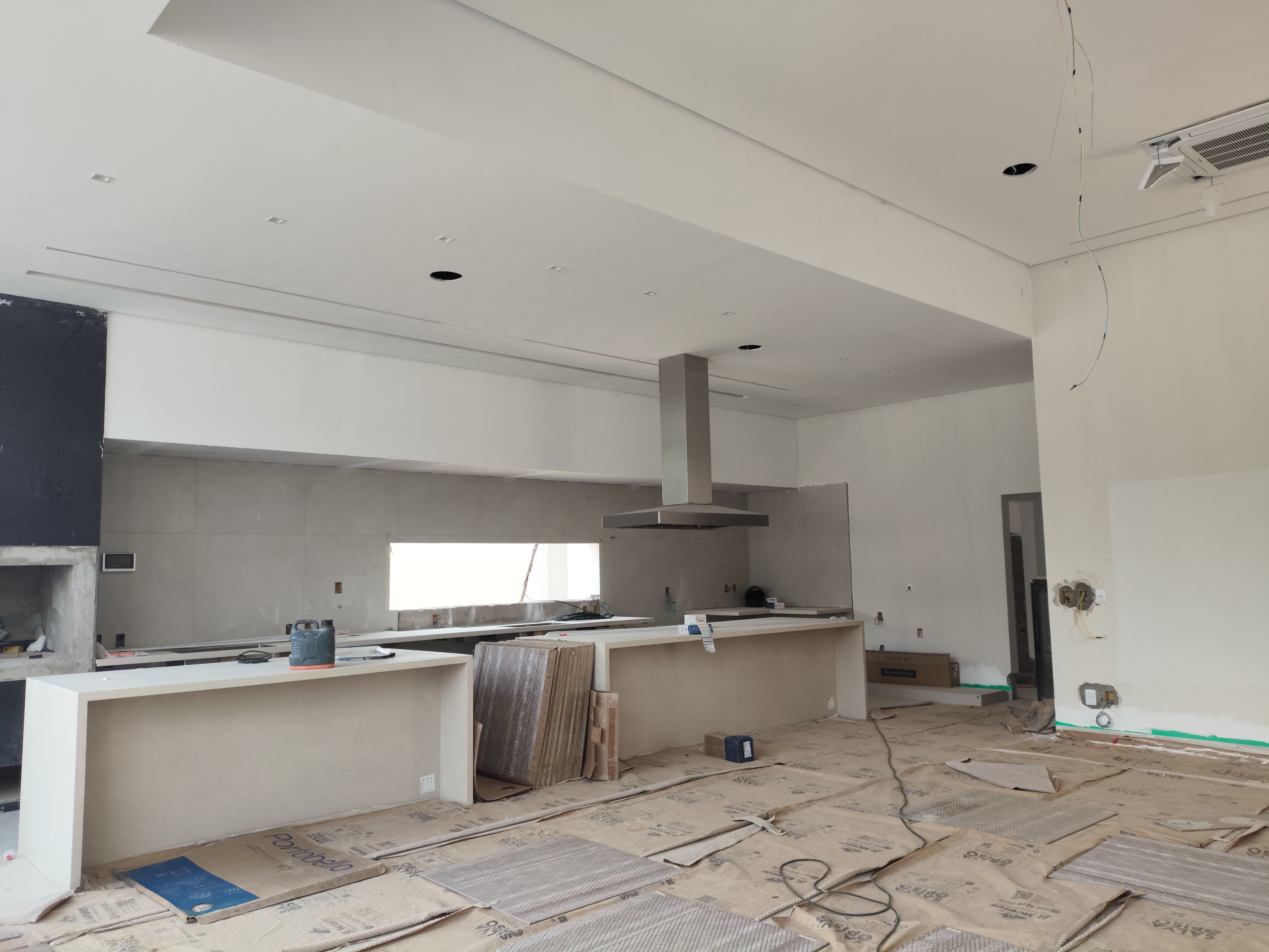 Casa de alto padrão com piscina construída pela Zarvex Engenharia em Barra Velha SC